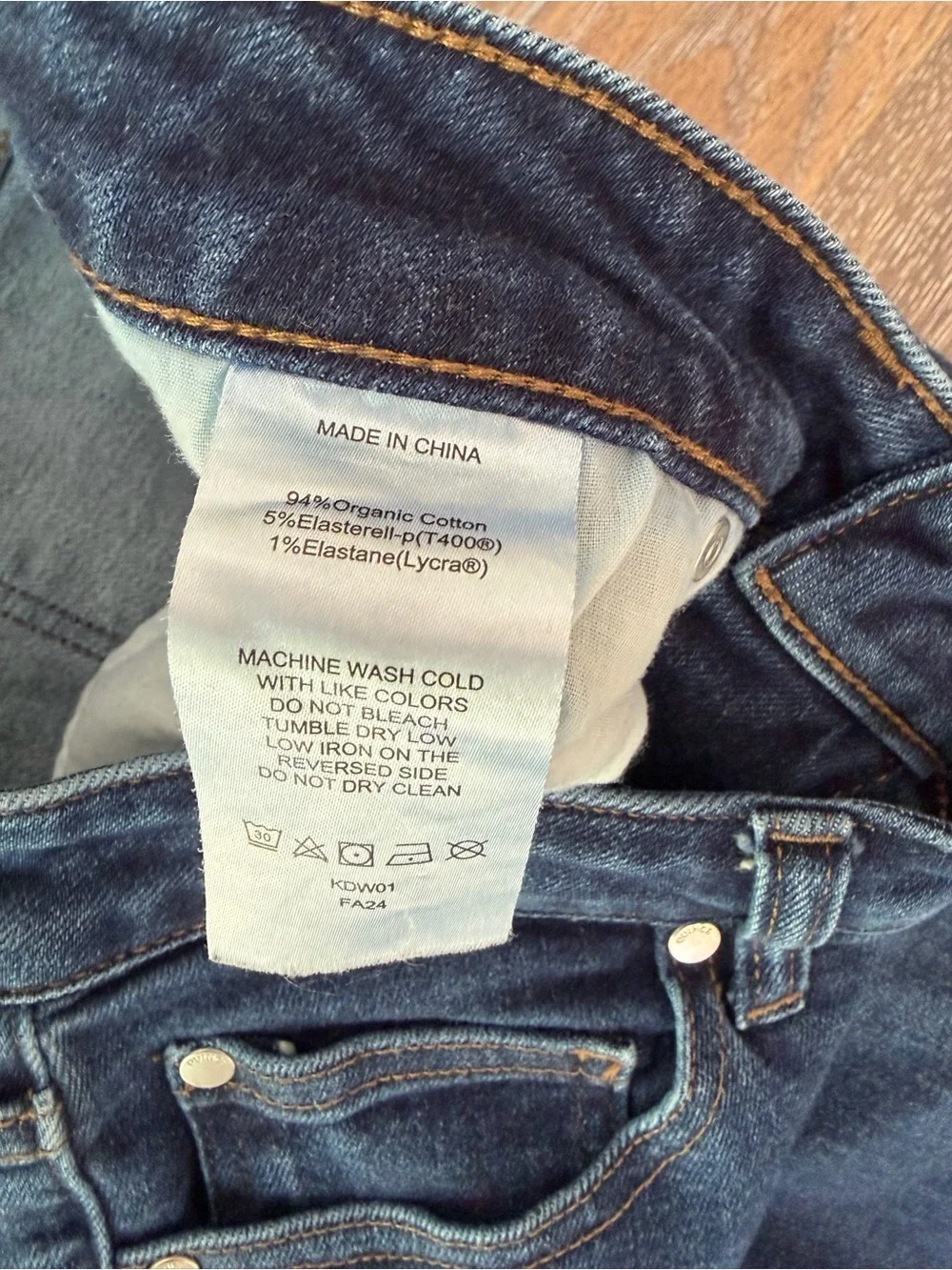 Quince Stretch High rise Kick flare jeans in dark wash size 27